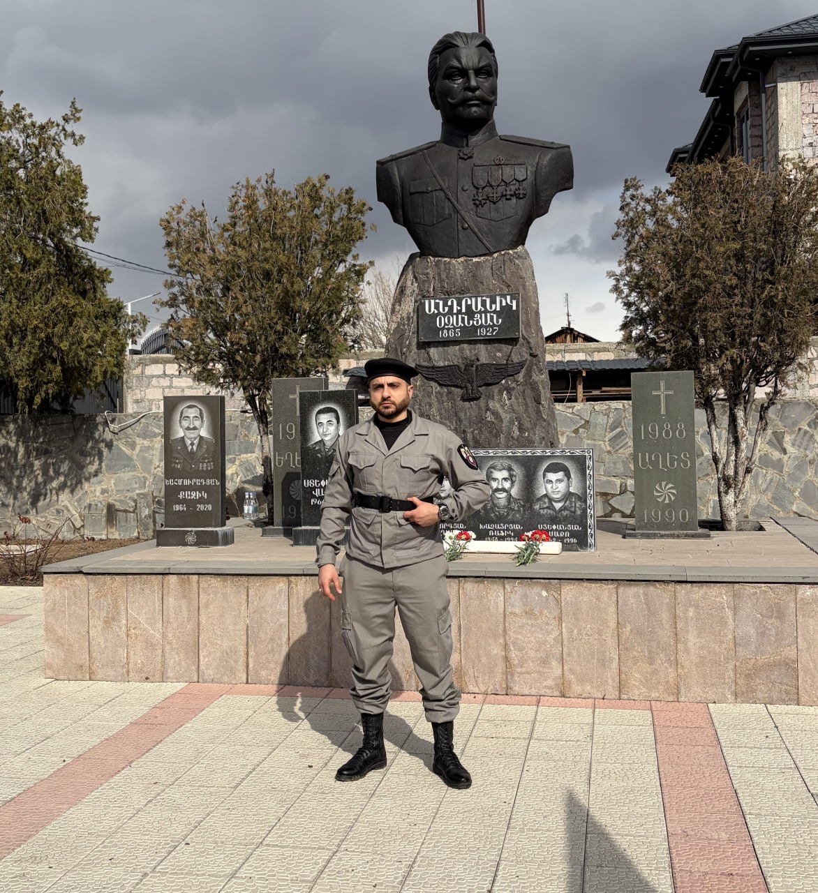 Do not ask me who I will vote for in the upcoming circus-like...