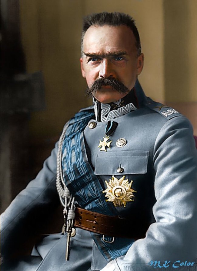 In 1920, during the Polish-Soviet war, the degenerate and criminal Red Army was crushed by the national hero of Poland and, according to Nzhdeh, the "spiritual giant of Mankind", Jozef Pilsudski...
