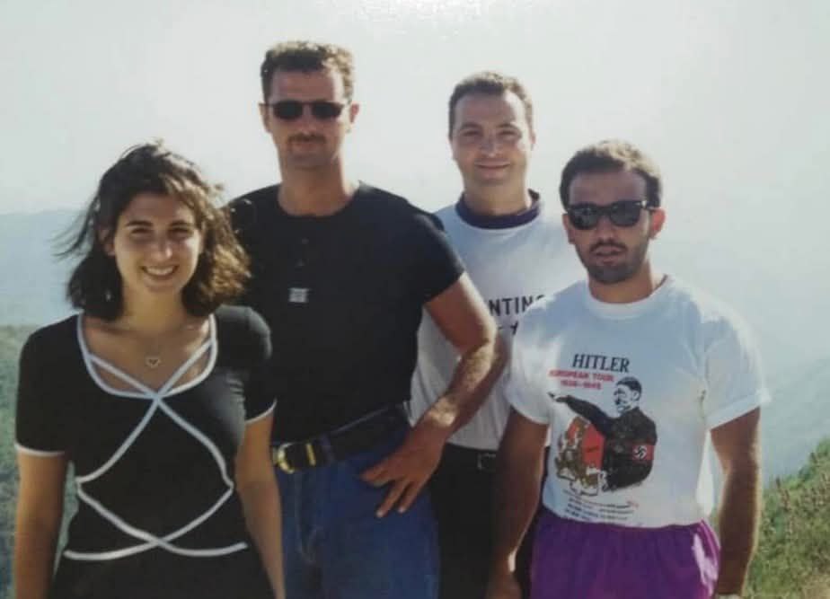 Old picture, where the Armenians living in Syria took a picture with Bashar al-Assad...