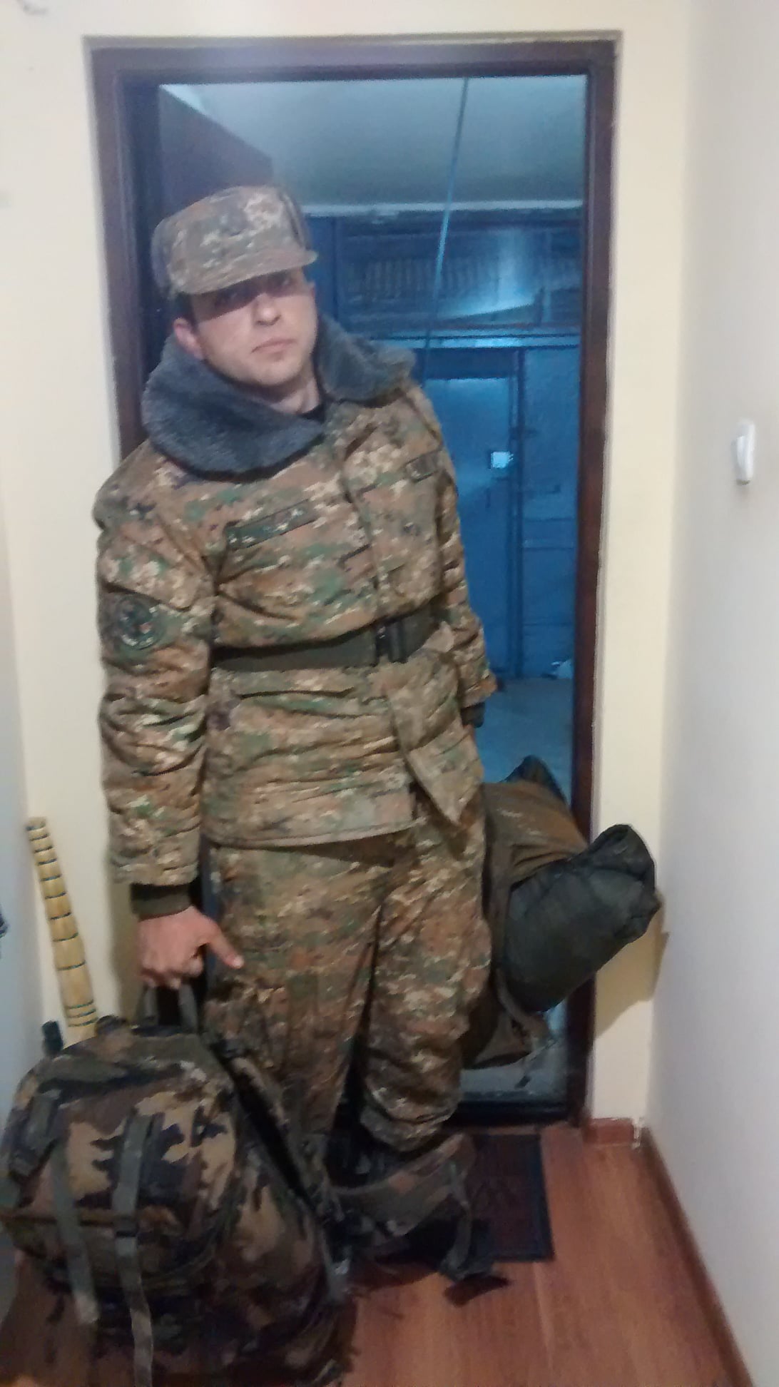 Այսօր սահմանային դիրքերից հետ եկա տուն և պետք է սպասեմ հաջորդ հերթափոխին...