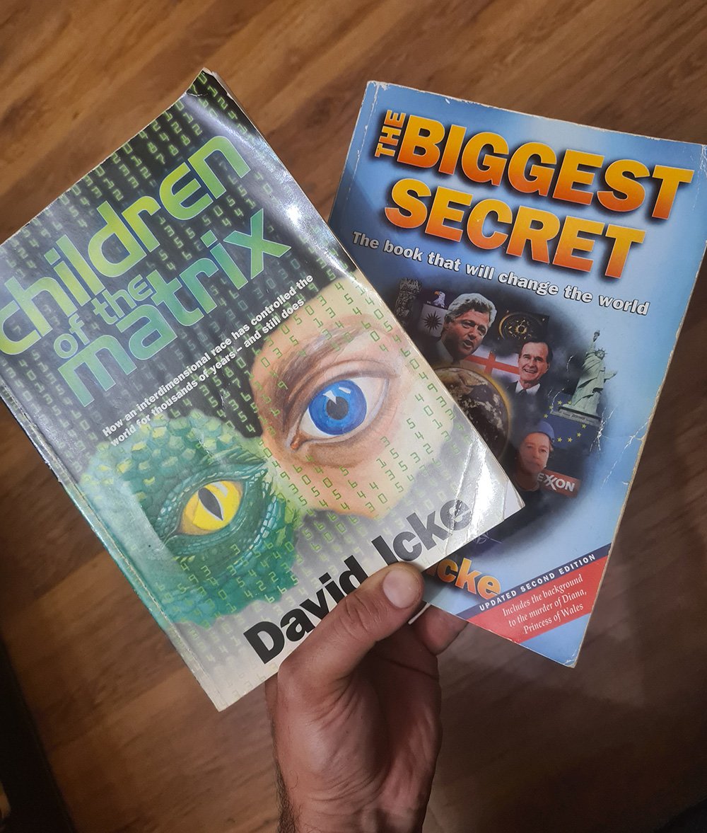 Այս երկու գրքերի հեղինակը անգլիացի...