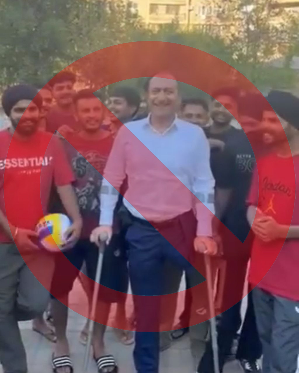 Ամերիկայում և Եվրոպայում, ջհուդների ազգակործան օրակարգին ծառայող կոռումպացված ու ծախված քաղաքական գործիչները....