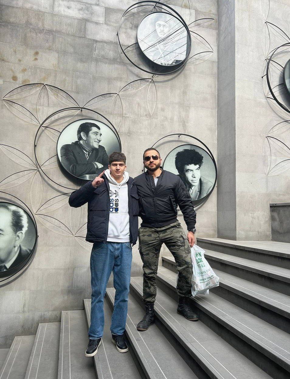 Միշտ հաճելի է պատահաբար քաղաքում տեսնել Հոսանքին աջակցող խելացի երիտասարդներին...