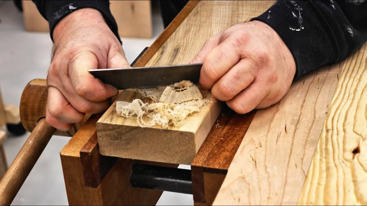 Սովետական սերունդից իրեն «ազգային» համարող մարդուն շատ քերելու դեպքում վերջում կստանաս բոլշևիկ/կոմունիստ/ստալինիստ...