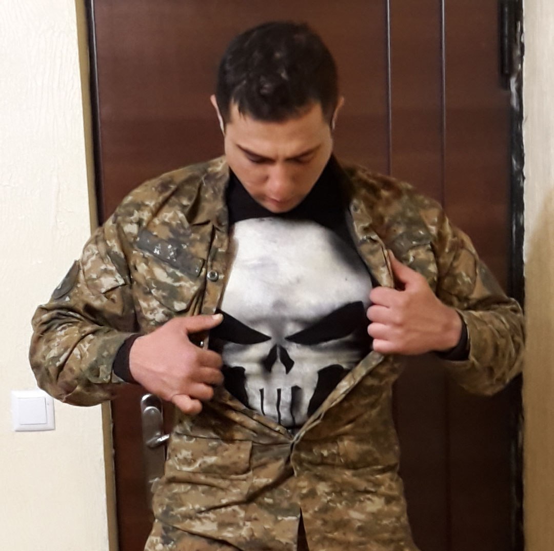 Մենք պետք է պատրաստ լինենք անել ամեն ինչ, ես նկատի ունեմ բացարձակապես ամեն ինչ, որպեսզի կանխենք մեր Հայրենիքի ամբողջական մասնատումը և պահպանենք մեր անկախ պետականության գոյատևումը...