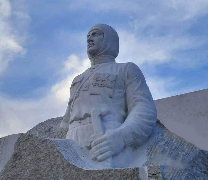 Զանգվածը սպանում է ցեղազգացումը...