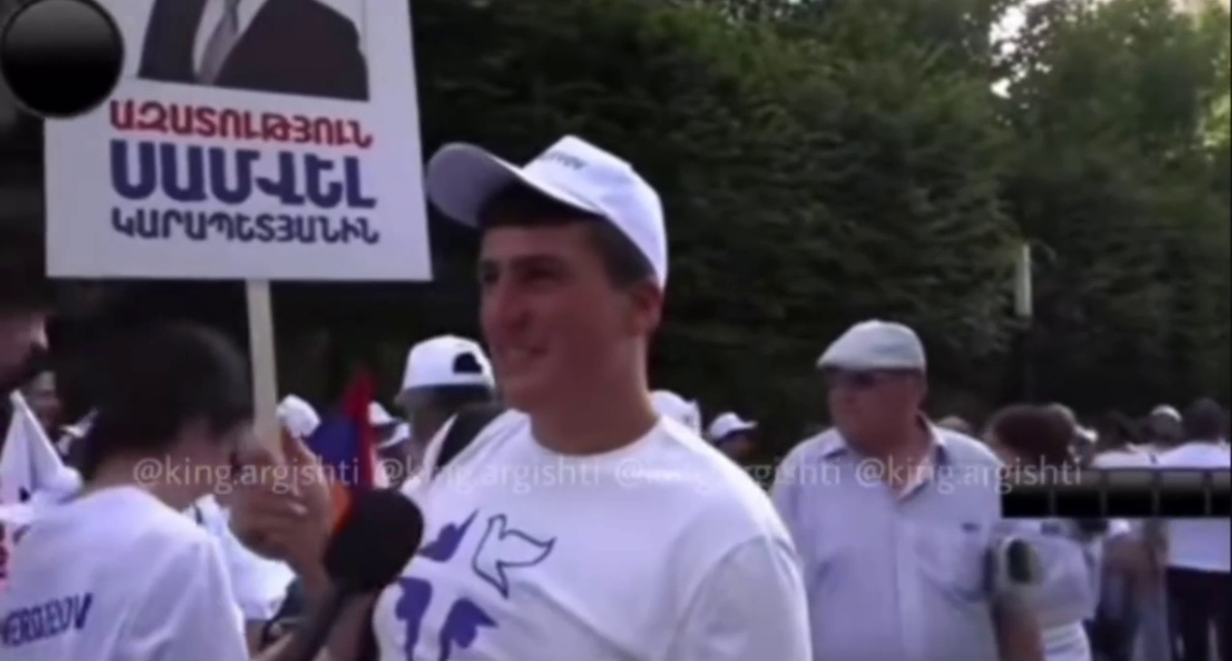 Ազգադավները այսպիսի անուղեղ զոմբիներին պետք է փող տան...