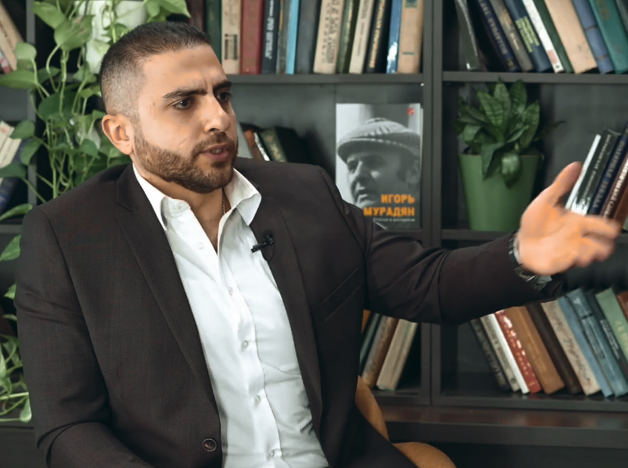 Քննադատությունից խուսափելու միայն մեկ միջոց կա...