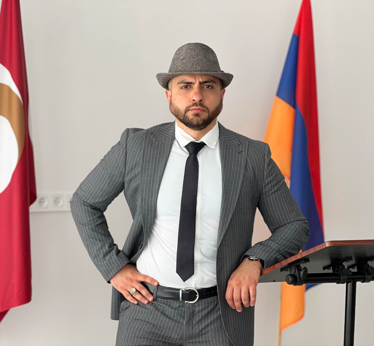 Երբ մեկի հետ նոր եմ ծանոթանում, և ինձ հարցնում են՝ ինչո՞վ եմ զբաղվում, պատասխանում եմ՝ քաղաքականությամբ....